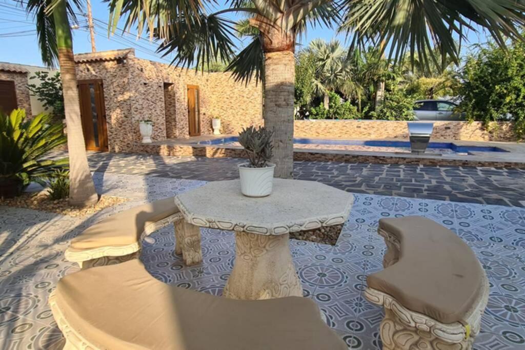Tropical Paradise Villa In Torrevieja Exterior photo